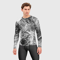 Рашгард мужской Воин с топором и медведь, цвет: 3D-принт — фото 2
