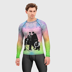 Рашгард мужской BTS черно-белый стиль на радужном фоне, цвет: 3D-принт — фото 2