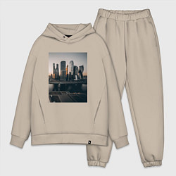 Мужской костюм оверсайз Moscow City