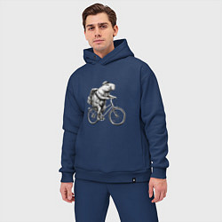 Мужской костюм оверсайз Капибара на велосипеде в черном цвете, цвет: тёмно-синий — фото 2