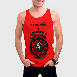 Майка-безрукавка мужская Валерий: сделано в СССР, цвет: 3D-красный — фото 2