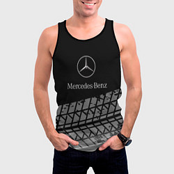 Майка-безрукавка мужская Mercedes-Benz шины, цвет: 3D-черный — фото 2