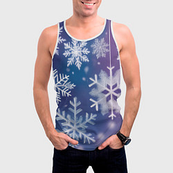 Майка-безрукавка мужская Снежинки на фиолетово-синем фоне, цвет: 3D-белый — фото 2