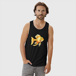 Майка мужская хлопок Желтая золотая рыбка - акварель, цвет: черный — фото 2