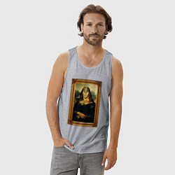 Майка мужская хлопок Шварценеггер в образе мона лизы, цвет: меланж — фото 2