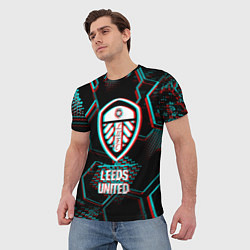 Футболка мужская Leeds United FC в стиле glitch на темном фоне, цвет: 3D-принт — фото 2