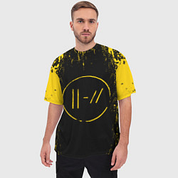 Футболка оверсайз мужская 21 Pilots: Yellow & Black, цвет: 3D-принт — фото 2