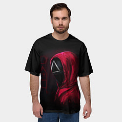 Футболка оверсайз мужская ИГРА В КАЛЬМАРА, СТРАЖ ТРЕУГОЛЬНИК, ФИГУРЫ ИГРЫ, цвет: 3D-принт — фото 2