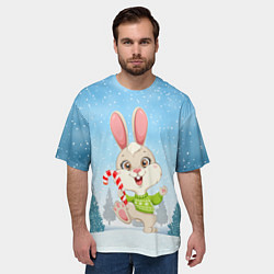 Футболка оверсайз мужская Новогодний зайка с леденцом, цвет: 3D-принт — фото 2