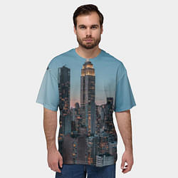 Футболка оверсайз мужская Утренний город с небоскребами, цвет: 3D-принт — фото 2