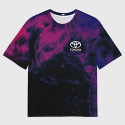 Мужская футболка оверсайз Тойота на фоне сиреневого дыма
