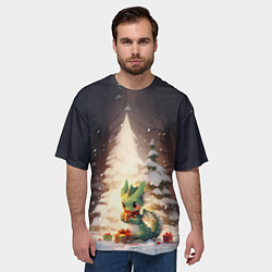 Футболка оверсайз мужская Чиби-дракон под ёлкой с подарками, цвет: 3D-принт — фото 2