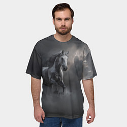 Футболка оверсайз мужская Белая лошадь в тумане, цвет: 3D-принт — фото 2