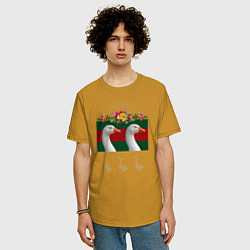 Футболка оверсайз мужская GUSSI: Flowers Style, цвет: горчичный — фото 2