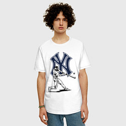 Футболка оверсайз мужская New York Yankees - baseball team, цвет: белый — фото 2