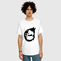 Футболка оверсайз мужская Обнимашки волк и кошка, цвет: белый — фото 2