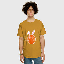 Футболка оверсайз мужская Basketball Bunny, цвет: горчичный — фото 2