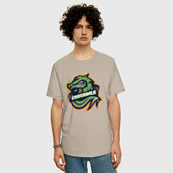 Футболка оверсайз мужская Крокодил Дракон, цвет: миндальный — фото 2