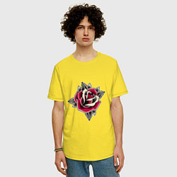 Футболка оверсайз мужская Бутон розы, цвет: желтый — фото 2
