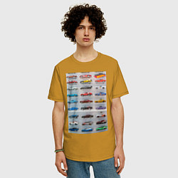Футболка оверсайз мужская Hot Wheels - collection Автомобили на полке, цвет: горчичный — фото 2