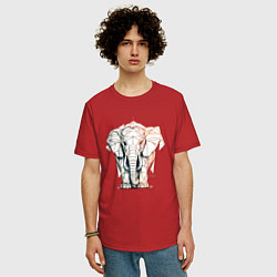 Футболка оверсайз мужская Слон в геометрическом стиле, цвет: красный — фото 2