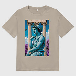 Футболка оверсайз мужская Античный персонаж на фоне колонн, цвет: миндальный
