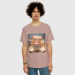 Футболка оверсайз мужская Кошечка с короной в чашке, цвет: пыльно-розовый — фото 2