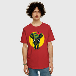Футболка оверсайз мужская Слон и цветок, цвет: красный — фото 2