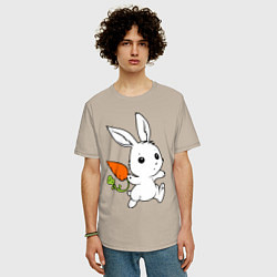 Футболка оверсайз мужская Зайка с морковкой, цвет: миндальный — фото 2