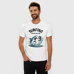Футболка slim-fit Surfing never alone - shark and girl, цвет: белый — фото 2
