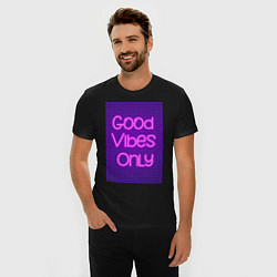 Футболка slim-fit Неоновая надпись good vibes only и кирпичная стена, цвет: черный — фото 2