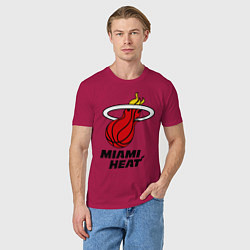 Футболка хлопковая мужская Miami Heat-logo, цвет: маджента — фото 2