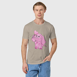 Футболка хлопковая мужская Розовый слонёнок, цвет: миндальный — фото 2