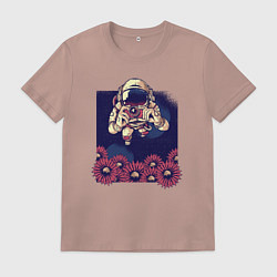 Футболка хлопковая мужская Фотограф космонавт с цветами, цвет: пыльно-розовый