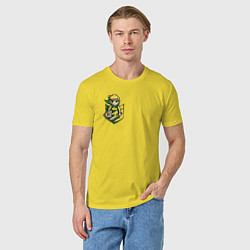 Футболка хлопковая мужская Линк в кармане с мечом, цвет: желтый — фото 2