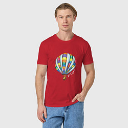 Футболка хлопковая мужская Яркий воздушный шар белая надпись, цвет: красный — фото 2