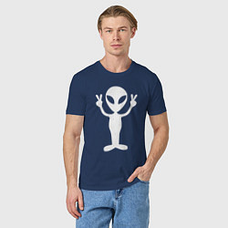 Футболка хлопковая мужская Peace alien, цвет: тёмно-синий — фото 2