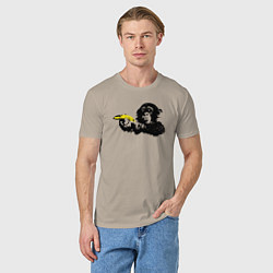 Футболка хлопковая мужская Мартышка с бананом, цвет: миндальный — фото 2