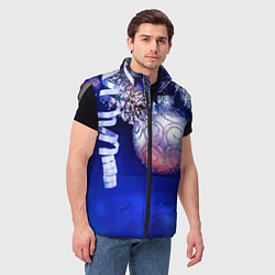 Мужской жилет Новогодняя елка с шарами, цвет: 3D-светло-серый — фото 2