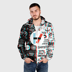 Ветровка с капюшоном мужская Twenty one pilots glitch pattern, цвет: 3D-белый — фото 2