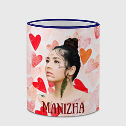 Кружка 3D Manizha на фоне сердечек, цвет: 3D-синий кант — фото 2
