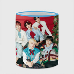 Кружка 3D Stray Kids Christmas EveL, цвет: 3D-небесно-голубой кант — фото 2
