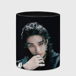 Кружка 3D Stray Kids Hyunjin Giant concept, цвет: 3D-белый + черный — фото 2