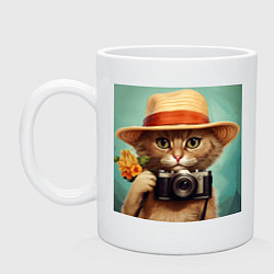 Кружка керамическая Кот в соломенной шляпе с фотоаппаратом, цвет: белый