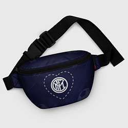 Поясная сумка Лого Inter в сердечке на фоне мячей, цвет: 3D-принт — фото 2