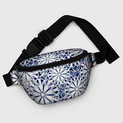 Поясная сумка Стилизованные цветы абстракция синее-белый, цвет: 3D-принт — фото 2