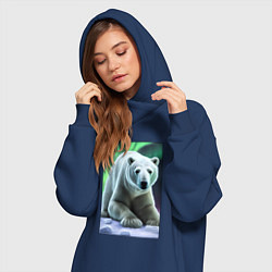 Женское худи-платье Полярный медведь на снегу, цвет: тёмно-синий — фото 2