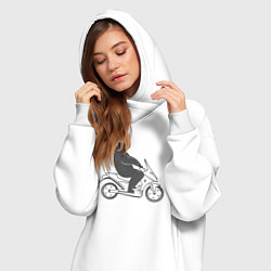 Женское худи-платье Мишка на мотоцикле, цвет: белый — фото 2