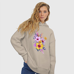 Толстовка оверсайз женская Цветы Разноцветные Гибискусы, цвет: миндальный — фото 2