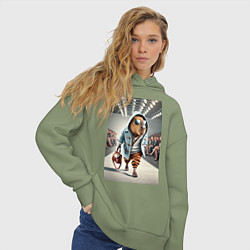 Толстовка оверсайз женская Капибара модель на дефиле животных, цвет: авокадо — фото 2